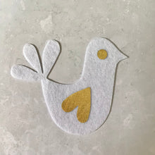 Load image into Gallery viewer, White Felt Doves, 2 Die Cut Felt Turtle Doves