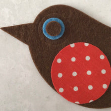Load image into Gallery viewer, Felt Die Cut Retro Robins, LARGE, with Red Polka Dot Breast, Christmas Robins