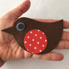 Load image into Gallery viewer, Felt Die Cut Retro Robins, LARGE, with Red Polka Dot Breast, Christmas Robins