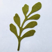 Load image into Gallery viewer, Pink Felt Ranunculus Flowers, Felt Die Cut Flowers