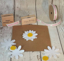 Load image into Gallery viewer, White Felt Daisies, LARGE, Die Cut Felt Daisy Flowers