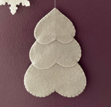 Load image into Gallery viewer, Sew Your Own Hanging Felt Christmas Scene Kit