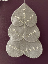 Load image into Gallery viewer, Sew Your Own Hanging Felt Christmas Scene Kit