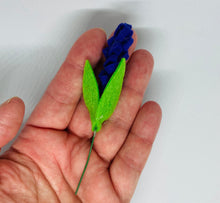 Load image into Gallery viewer, Felt Rose & Hyacinth Flower Plaque Kit, Make Your Own Valentine's Plaque Kit