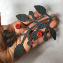 Load image into Gallery viewer, Large Die Cut Felt Mistletoe with Berries