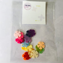 Load image into Gallery viewer, Mini Felt Flowers, Die Cut Embellishments, 2cm, 20 Pcs
