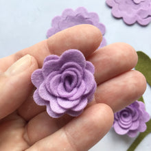 Load image into Gallery viewer, Small Felt Roses, 3D Roll Up Felt Die Cut Rose Flowers with Optional Leaves
