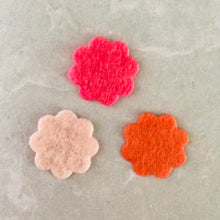 Load image into Gallery viewer, Mini Felt Flower Shapes, Die Cut Felt Flowers

