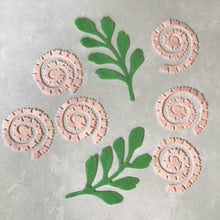 Load image into Gallery viewer, Felt Carnations, 3D Roll Up Die Cut Felt Flowers
