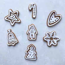 Load image into Gallery viewer, 7 Felt Gingerbread &amp; Icing Cookies, Felt Christmas Cookie Ornament Kit
