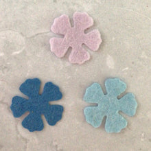 Load image into Gallery viewer, Mini Felt Flowers, Die Cut Embellishments, 2cm, 20 Pcs
