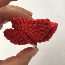 Load image into Gallery viewer, Red Poppy brooch, Red Flower Pin, Remembrance Day Brooch
