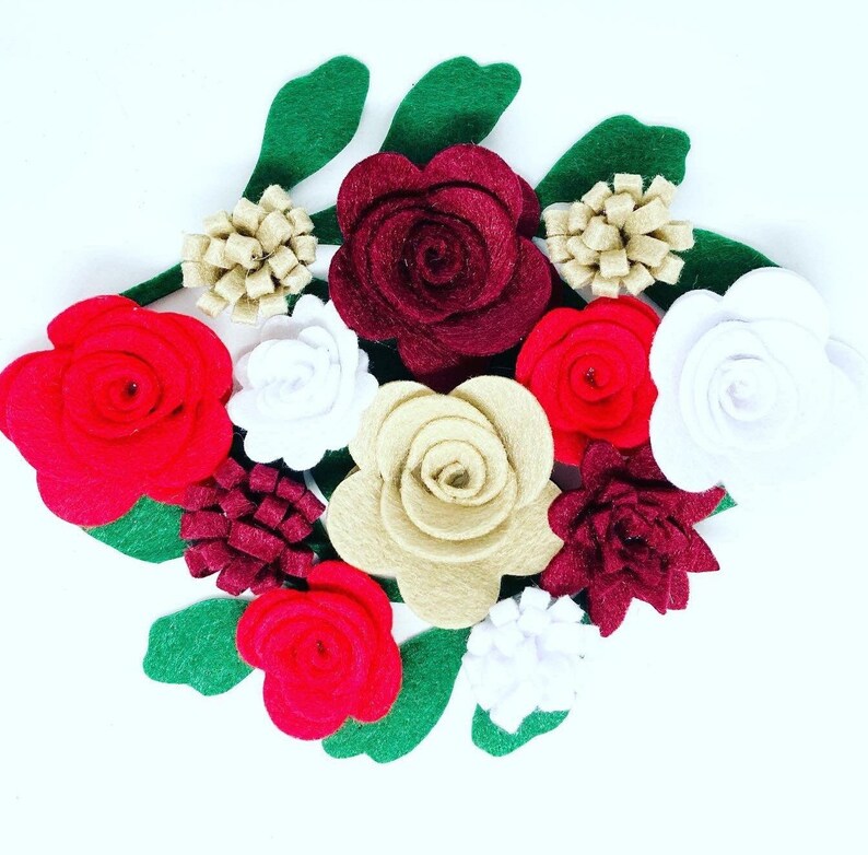 Christmas Felt Flower Kit, Felt 3D flowers, Roll up felt flowers, Die cut felt flowers