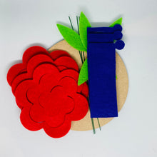 Load image into Gallery viewer, Felt Rose &amp; Hyacinth Flower Plaque Kit, Make Your Own Valentine&#39;s Plaque Kit
