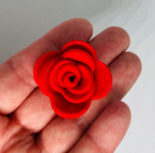 Load image into Gallery viewer, Felt Rose &amp; Hyacinth Flower Plaque Kit, Make Your Own Valentine&#39;s Plaque Kit
